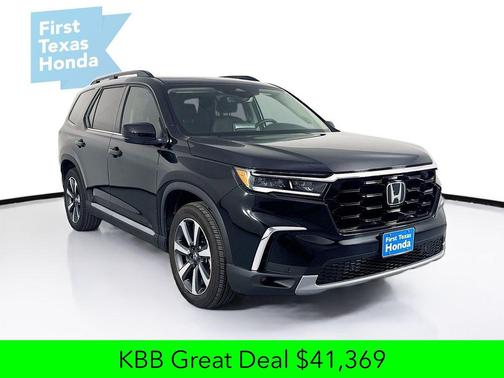 2025 Honda Pilot Touring 8-Passenger