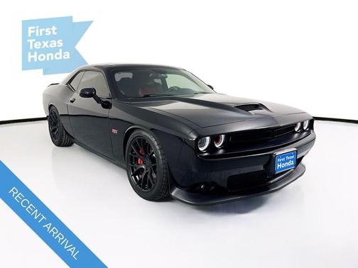 2016 Dodge Challenger SRT 392