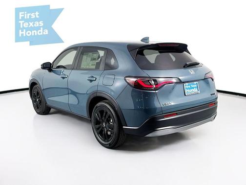 2026 Honda HR-V 2WD Sport