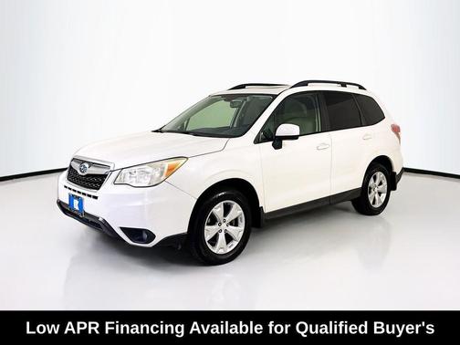 Crystal White Pearl 2016 Subaru Forester 2.5i Premium