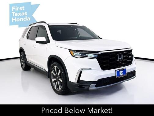 Platinum White Pearl 2023 Honda Pilot AWD Elite