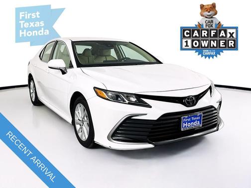 2024 Toyota Camry LE