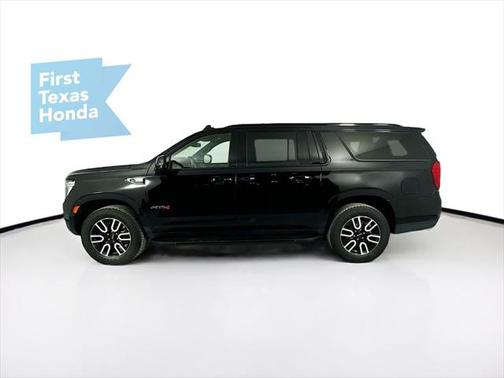 2023 GMC Yukon XL 4WD AT4