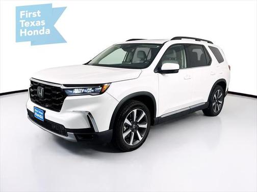 2025 Honda Pilot Touring 8-Passenger