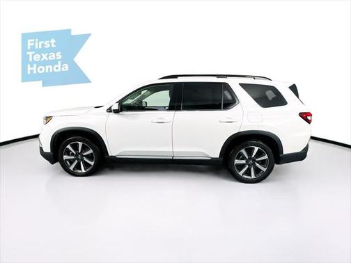 2025 Honda Pilot Touring 8-Passenger