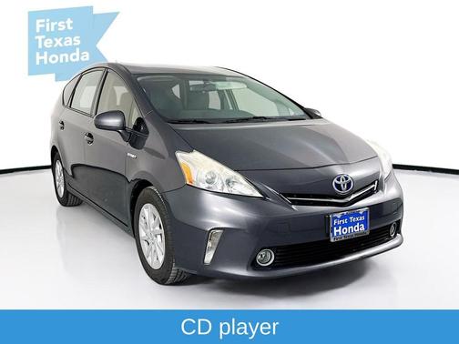 2014 Toyota Prius v Five