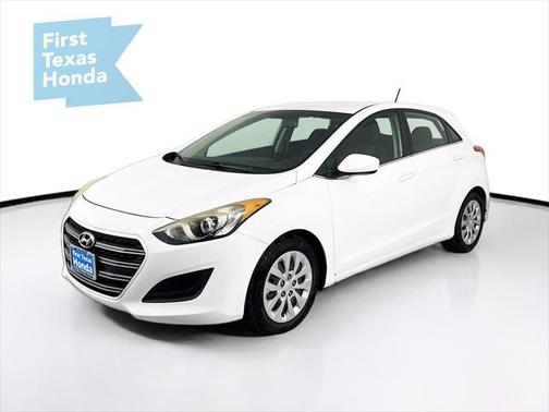 2017 Hyundai Elantra GT Base
