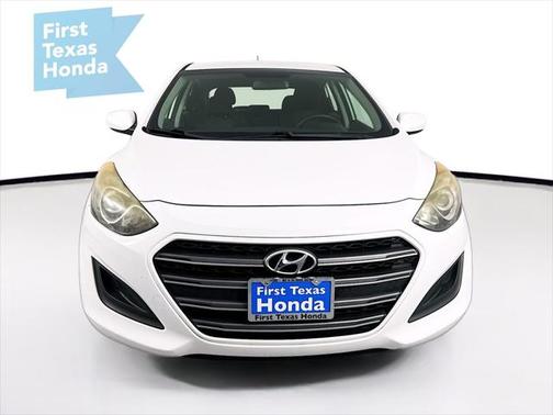 2017 Hyundai Elantra GT Base