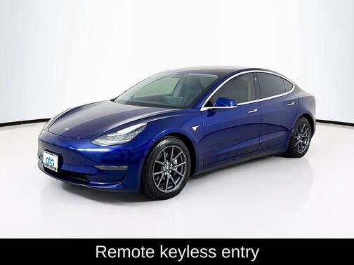 Deep Blue Metallic 2018 Tesla Model 3 Long Range