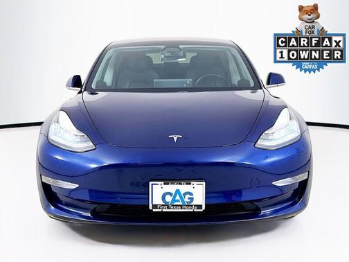 Deep Blue Metallic 2018 Tesla Model 3 Long Range