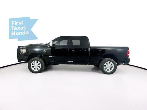 2024 RAM 3500 Laramie Crew Cab 4x4 6'4' Box