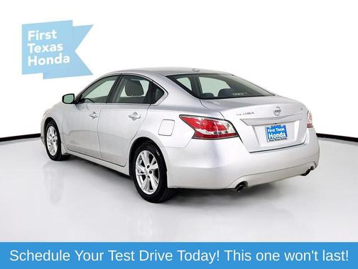 Brilliant Silver 2015 Nissan Altima 2.5 SV