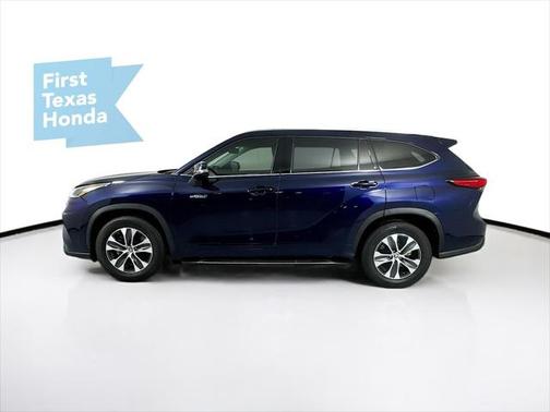 2021 Toyota Highlander Hybrid XLE