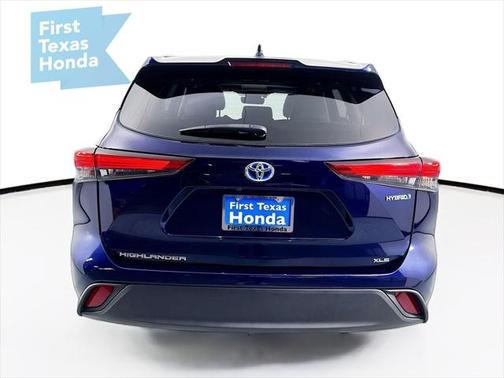 2021 Toyota Highlander Hybrid XLE