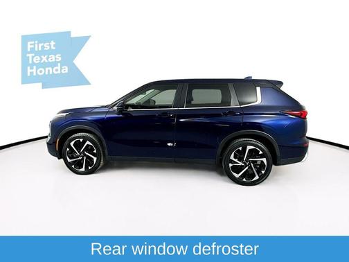 2022 Mitsubishi Outlander SE