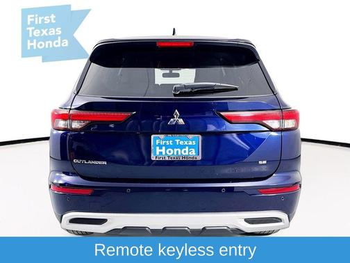 2022 Mitsubishi Outlander SE