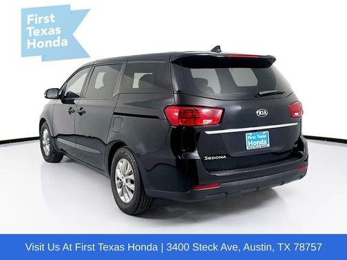 2020 Kia Sedona LX