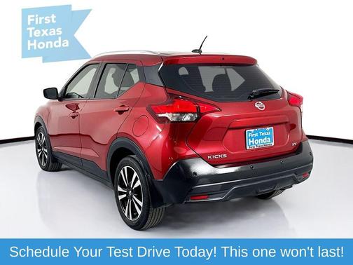 2020 Nissan Kicks SV