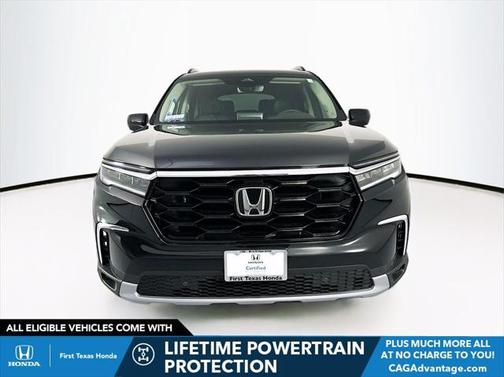 2025 Honda Pilot Touring 8-Passenger