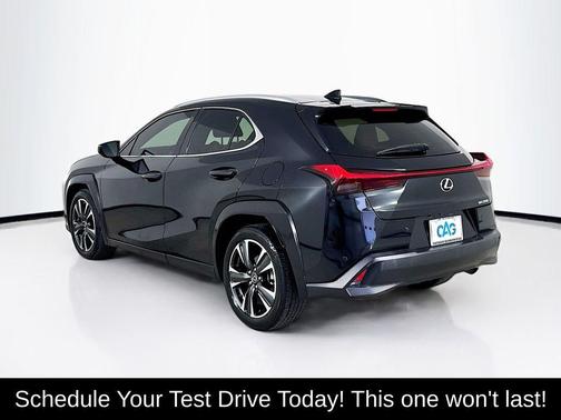Caviar 2020 Lexus UX 200 Base