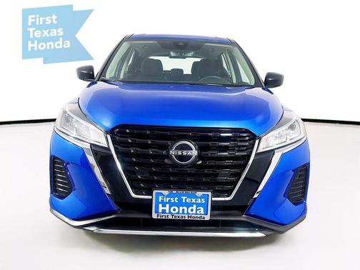 2022 Nissan Kicks S