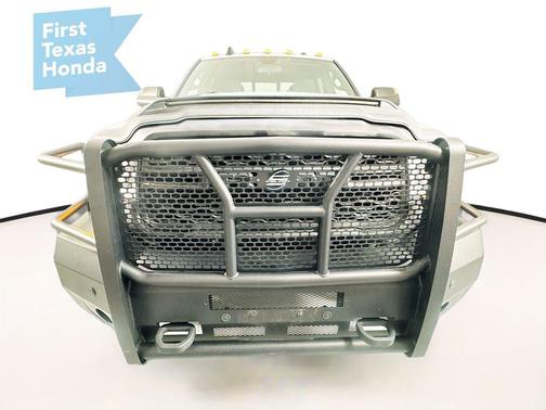 2022 RAM 2500 Tradesman Crew Cab 4x4 8' Box