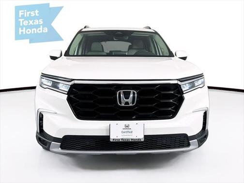 2025 Honda Pilot Touring 8-Passenger