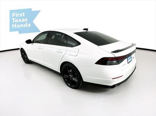 2025 Honda Accord Hybrid Base