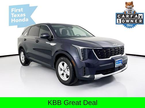 2025 Kia Sorento LX
