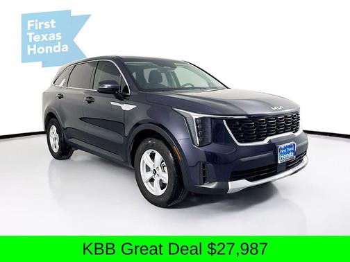 2025 Kia Sorento LX