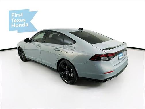 2025 Honda Accord Hybrid Base