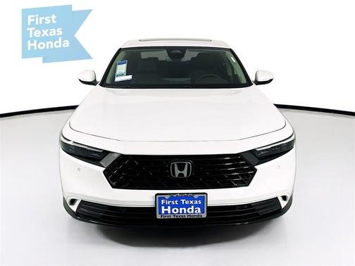 Platinum White Pearl 2026 Honda Accord Hybrid EX-L