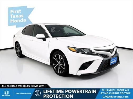 2020 Toyota Camry SE