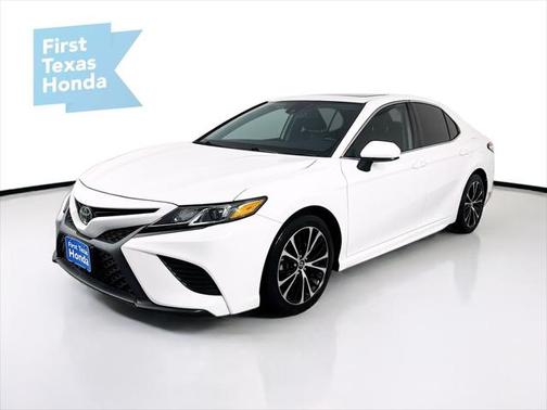 2020 Toyota Camry SE