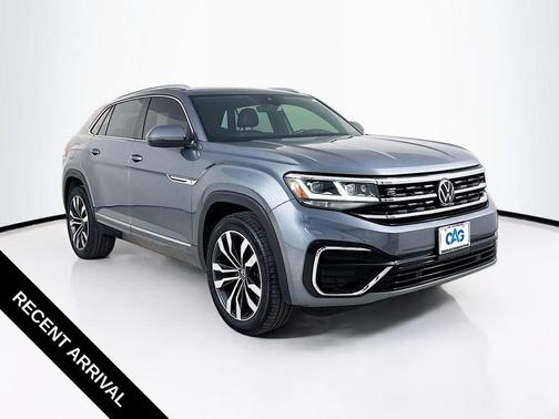 Platinum Gray Metallic 2020 Volkswagen Atlas Cross Sport 3.6L V6 SEL 4MOTION