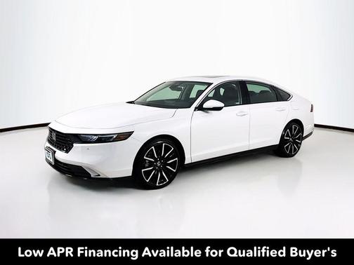Platinum White Pearl 2025 Honda Accord Hybrid Touring