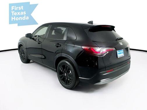 2026 Honda HR-V 2WD Sport