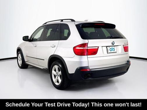 Titanium Silver Metallic 2010 BMW X5 xDrive30i