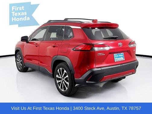 2024 Toyota Corolla Cross XLE