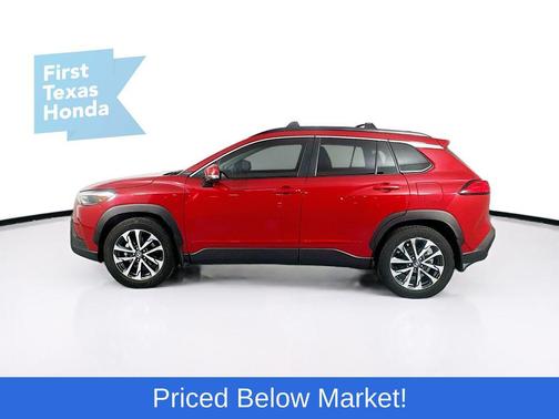 2024 Toyota Corolla Cross XLE