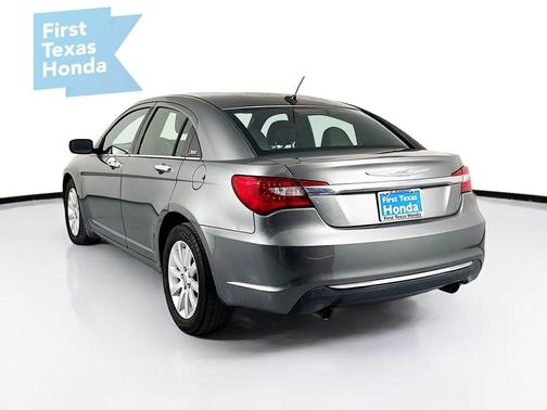 2013 Chrysler 200 Limited