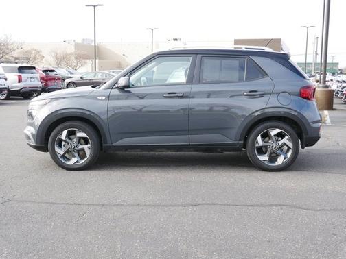 2024 Hyundai VENUE Limited