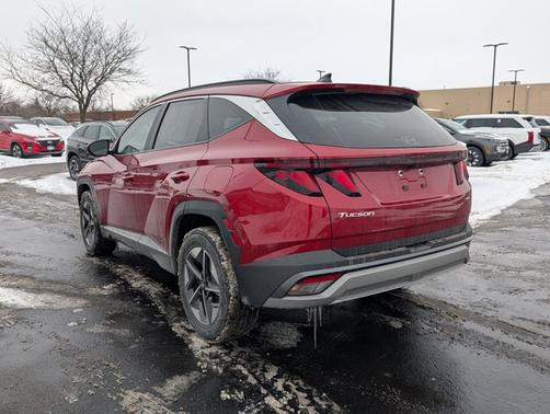 2025 Hyundai TUCSON SEL