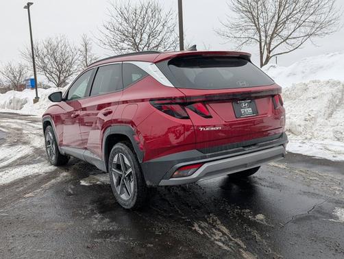 2025 Hyundai TUCSON SEL