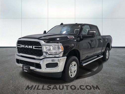 2024 RAM 2500 Tradesman Crew Cab 4x4 6'4' Box