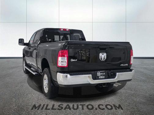 2024 RAM 2500 Tradesman Crew Cab 4x4 6'4' Box