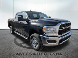 Diamond Black Crystal Pearlcoat 2024 RAM 2500 Tradesman Crew Cab 4x4 6'4' Box