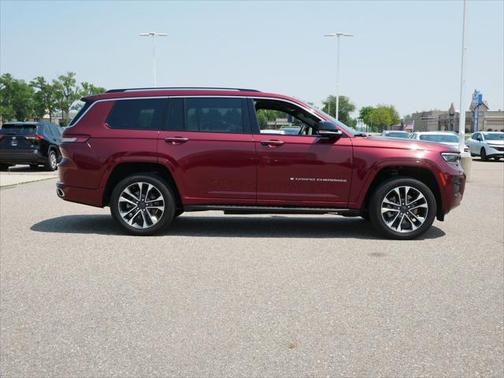 2022 Jeep Grand Cherokee L Overland