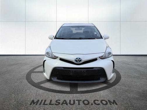 2017 Toyota Prius v Four