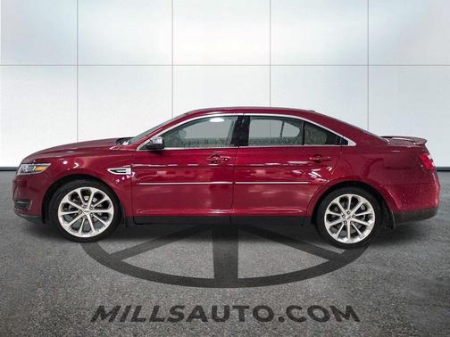 2019 Ford Taurus Limited